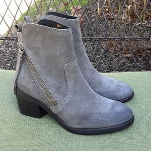 Diba True Gray Joan E Suede Ankle Boot Booties Women's size 6.5 M